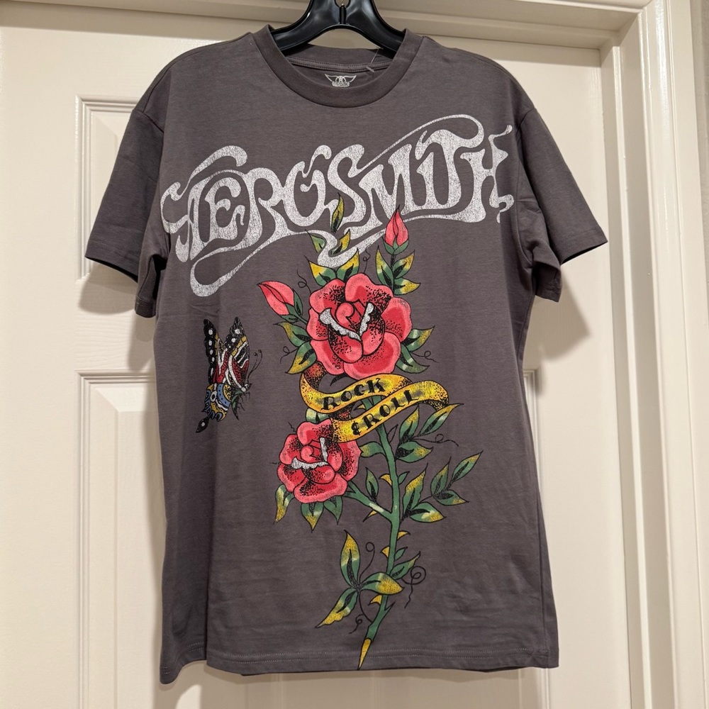 New! Aerosmith Women’s Grey T-shirt with Pink Floral Design Size XS